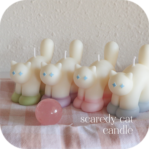 scaredy cat candle (white base)